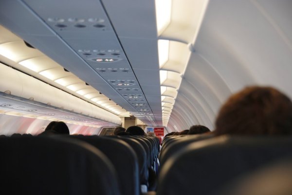 You can also have a comfortable journey while riding on the long journey of economic flying. How to choose a machine position to expand and expand space