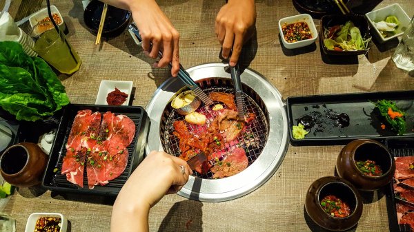 Eating fried or roasted regularly may cause your body to age. Eating more of these foods can resist saccharified end products AGEs