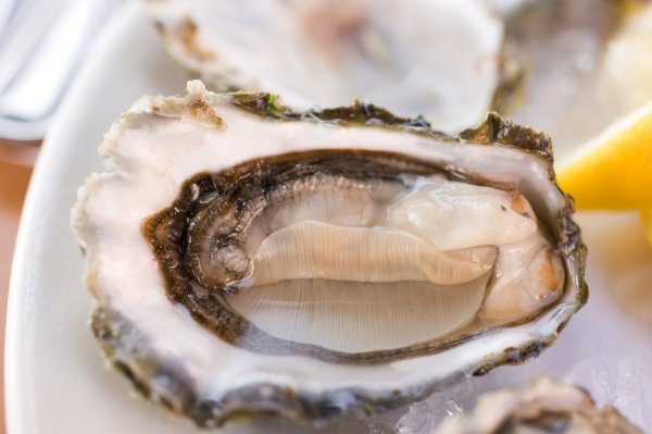 High-priced ingredients are also on the list. Food safety experts reveal 4 delicacies that you never touch when you go to a restaurant.