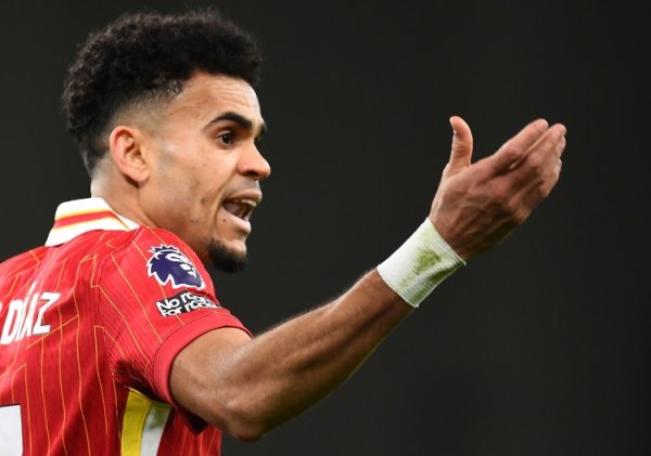 Times: Bayern is expected to offer Dias again soon, Liverpool asks for £86m