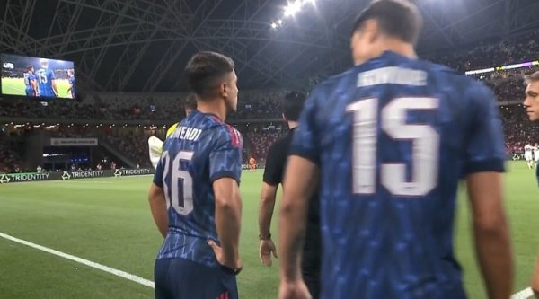 The debut is here! Zubimendi made a substitute in the second half, ushering in Arsenal s first career show