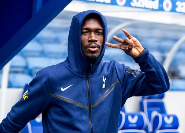Reporter: Jeddah Nationals give priority to strengthening the midfield, and Bisuma, Ndidi and others have been discussed internally
