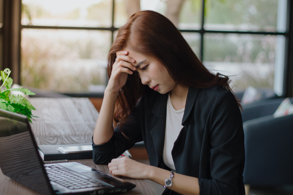 The sound of the annual holiday helps the body heater! Office workers can swallow and refresh their minds and help sleep and nourish their nutrients