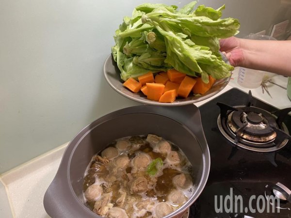 There is also heat stroke in autumn! Eat less and improve the two types of medical foods