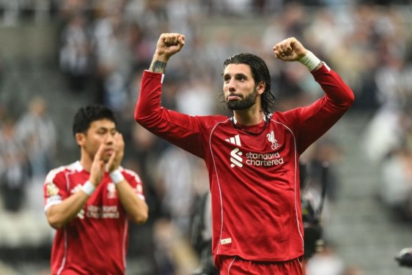 Liverpool scored 37 consecutive top league games to set team record, Slot scored 40 games in 41 Premier League games