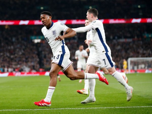 Skelly celebrates his 19th birthday, England official sends blessings