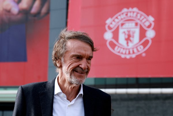 TA: The total number of employees decreased by 208 last season, Manchester United may lay off further this season