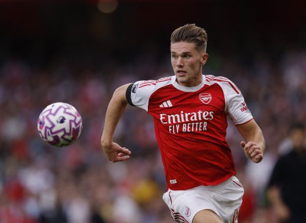 Once in a lifetime? Mirror: Arsenal are expected to win the title, but they have to deal with Jocles s form